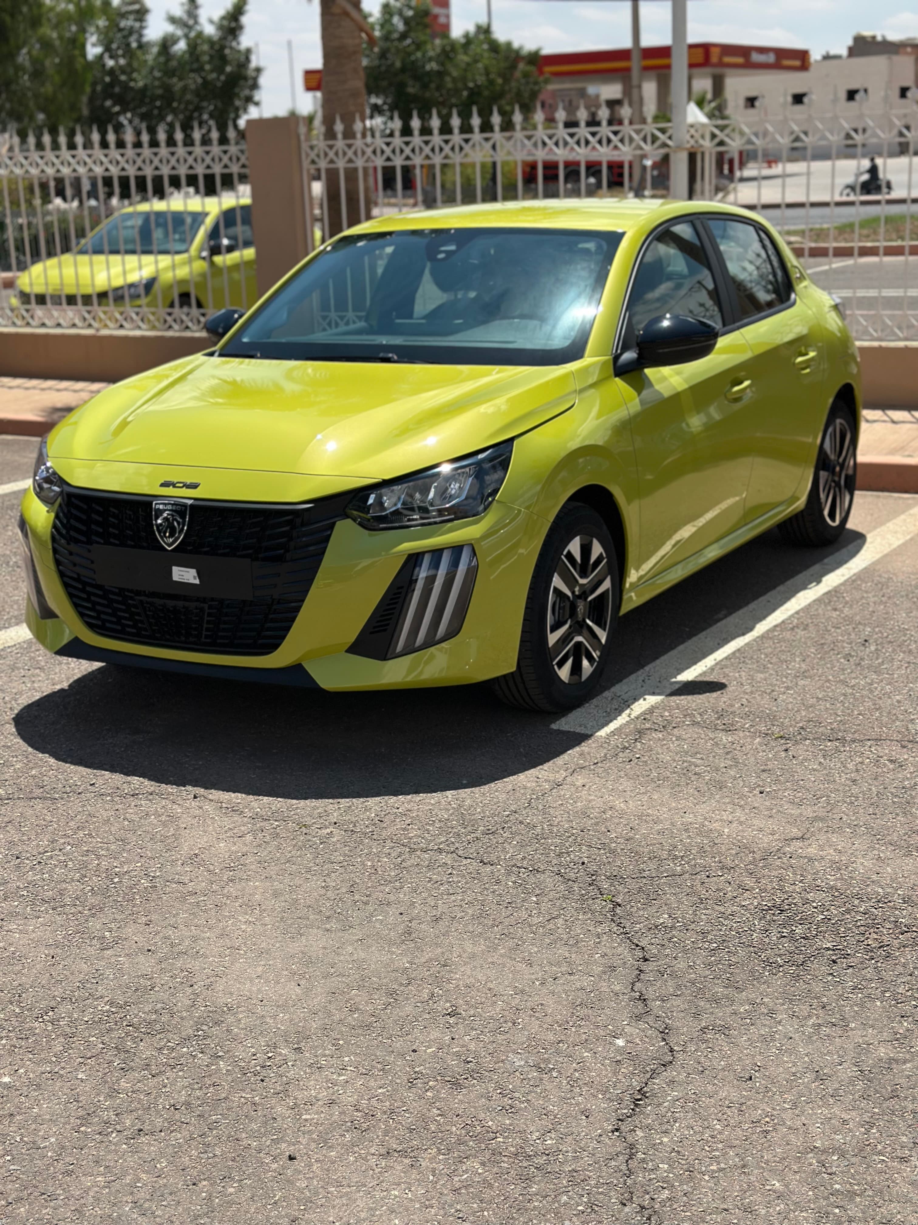 Peugeot 208